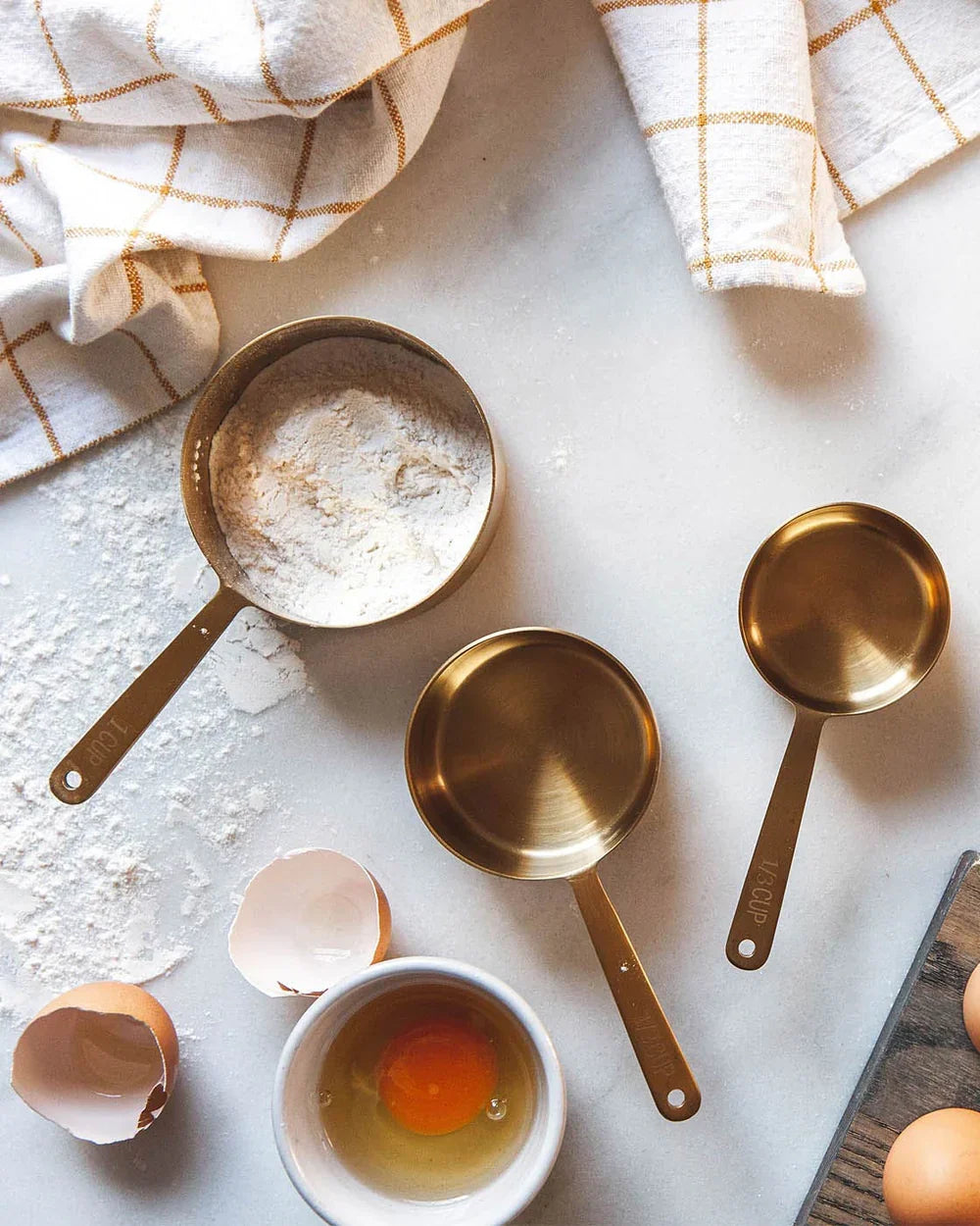 Measuring Cups & Measuring Spoons