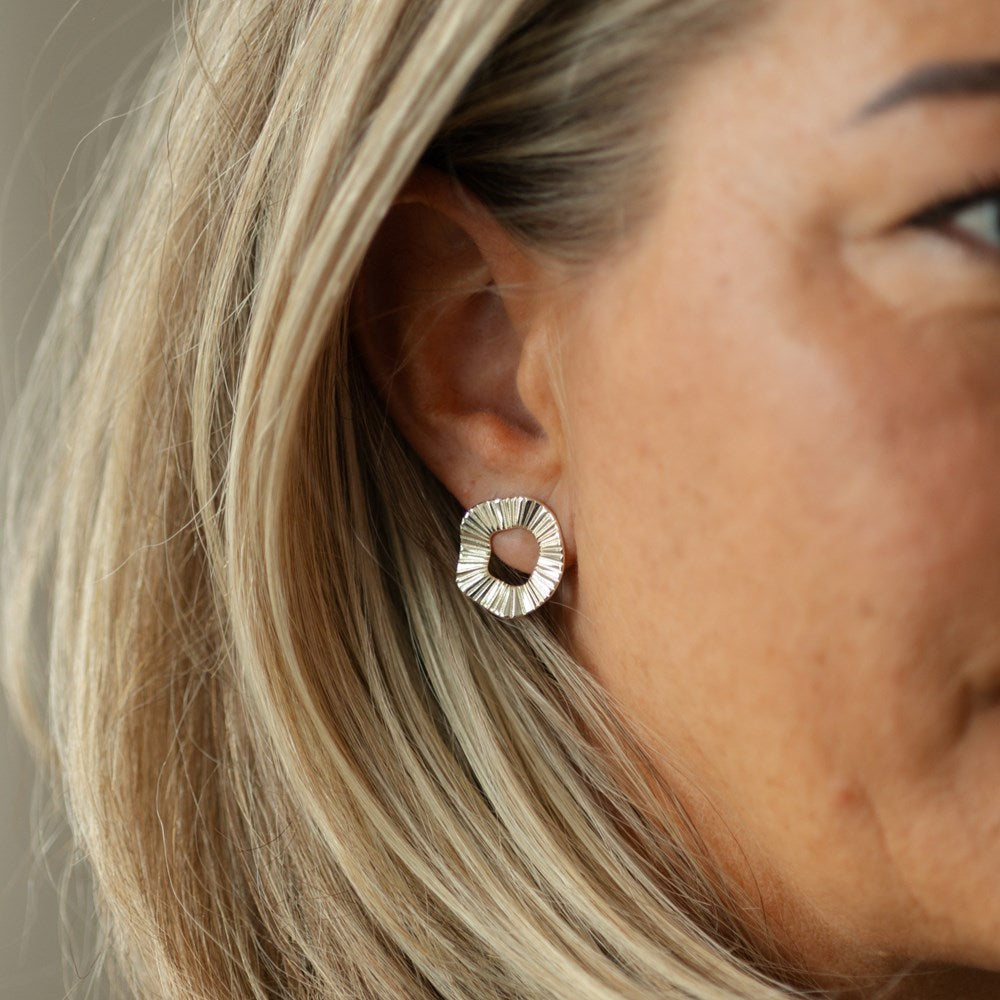 Bold Contour Earrings In Silver 🇨🇦