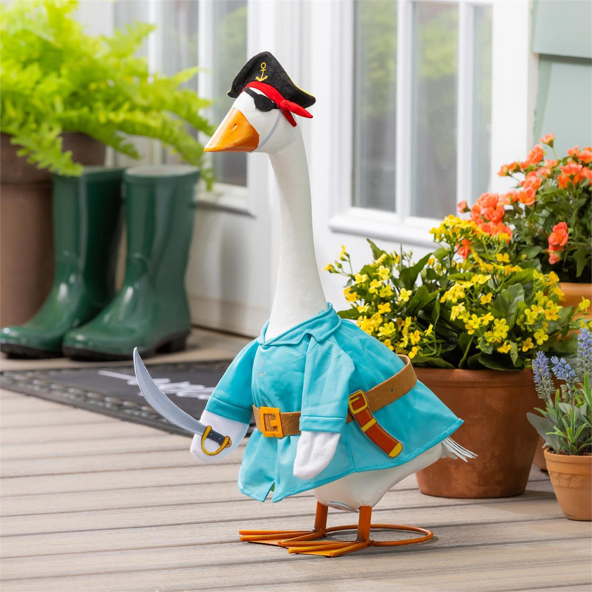 Giddy the Goose Outfit, Costal Pirate