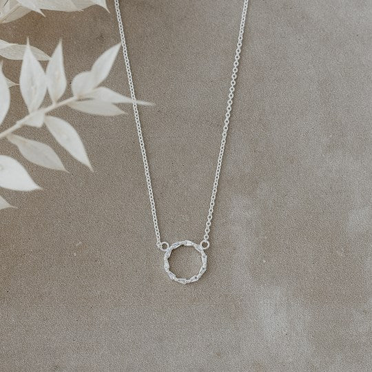 Kin Necklace in Silver