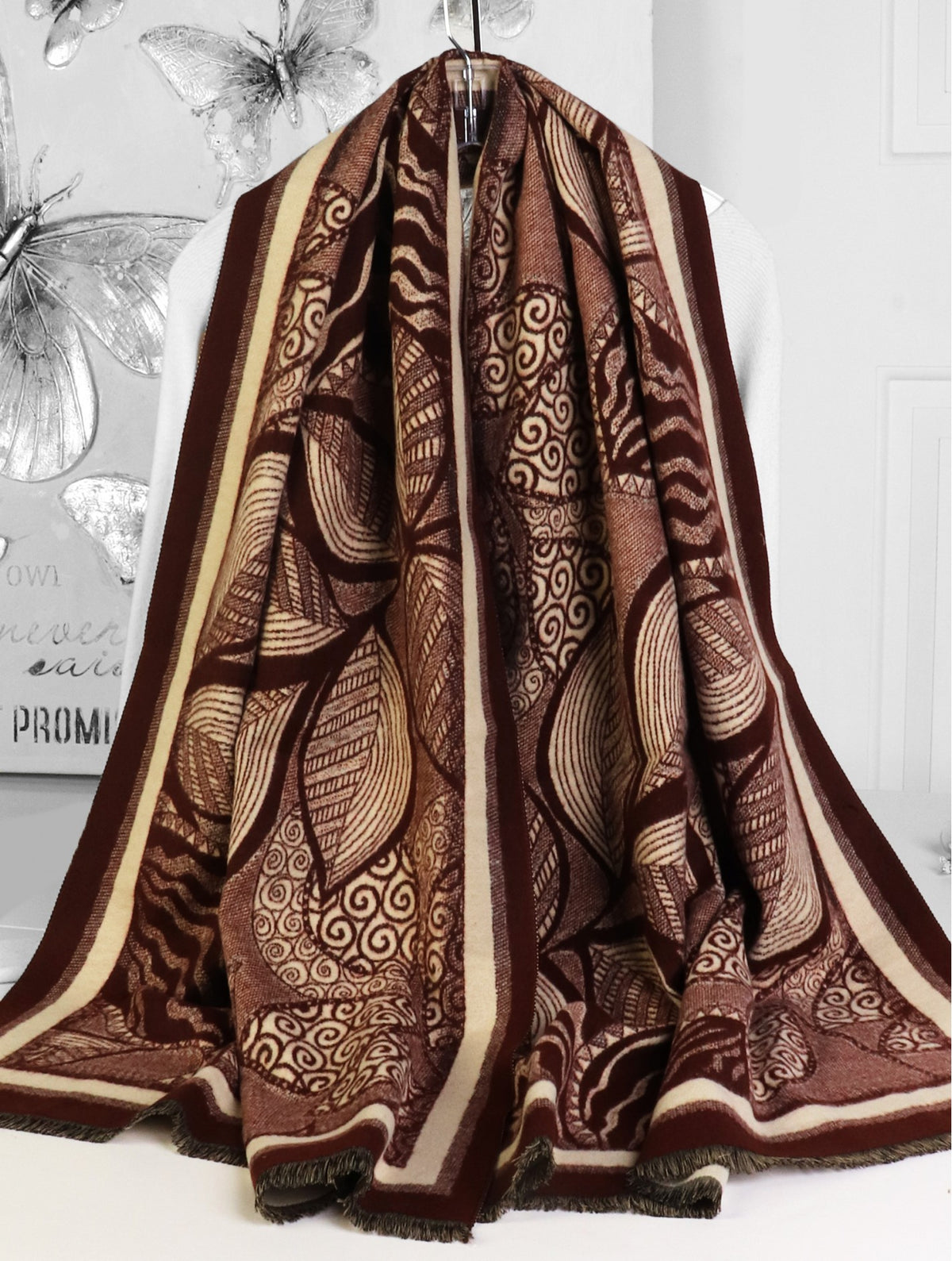 Cashmere Feeling Leaf Print Premium Scarf In Coffee