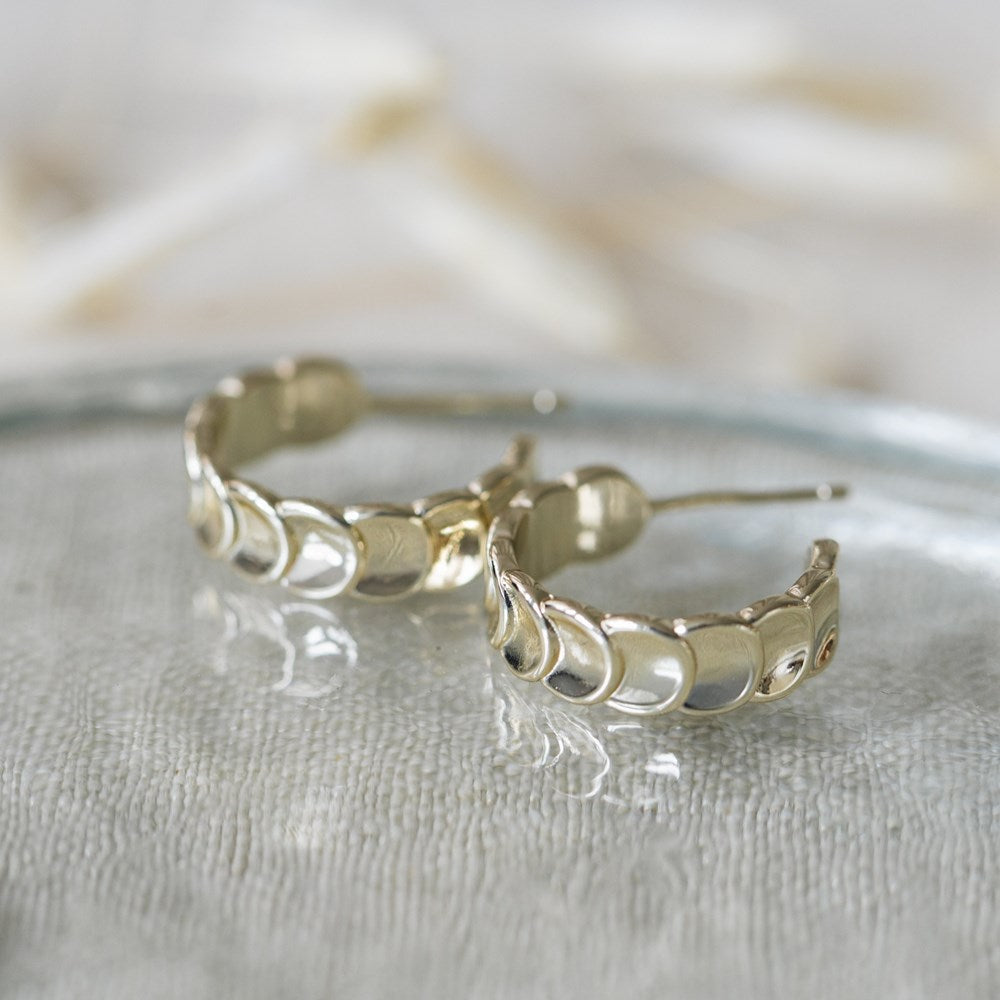 Sela Hoop In Gold 🇨🇦