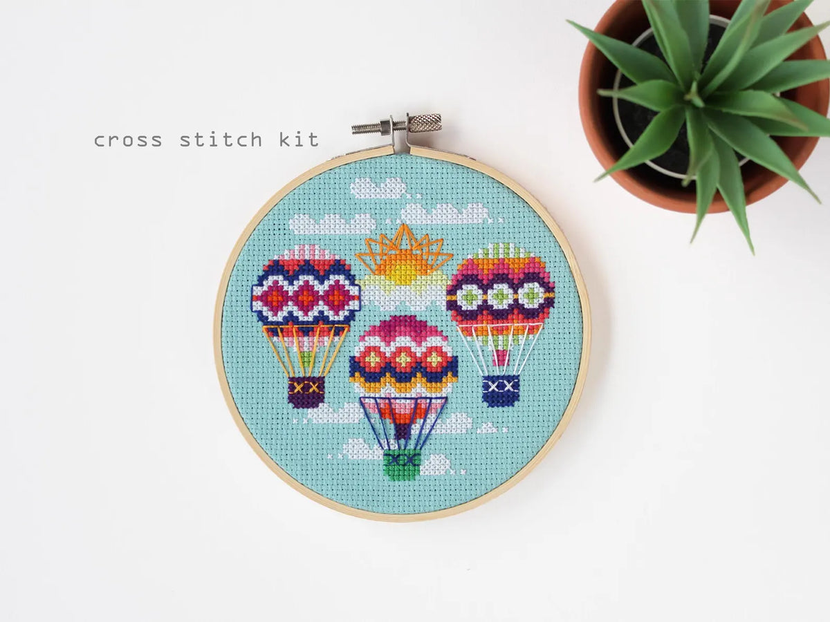 Hot Air Balloon Counted Cross Stitch Kit 🇨🇦